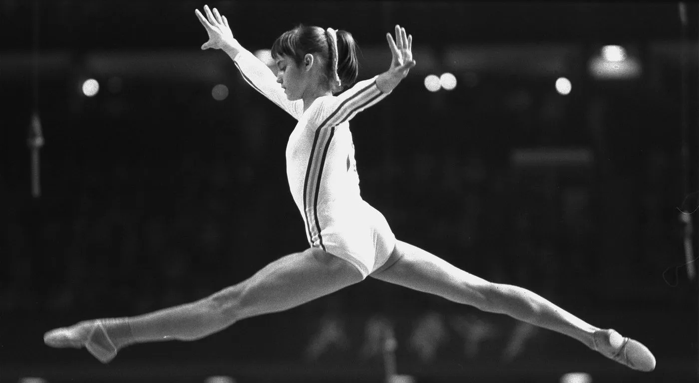 Nadia Comaneciová při olympijských soutěžích v Montrealu 1976