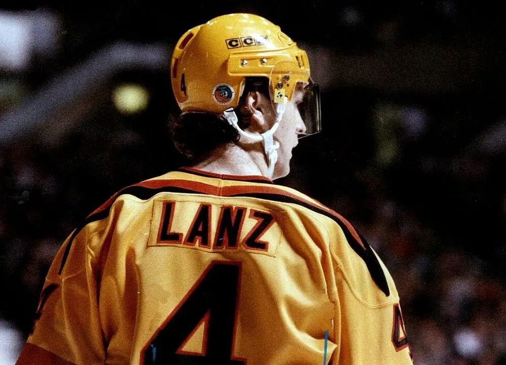 Rick Lanz v dresu Vancouveru Canucks